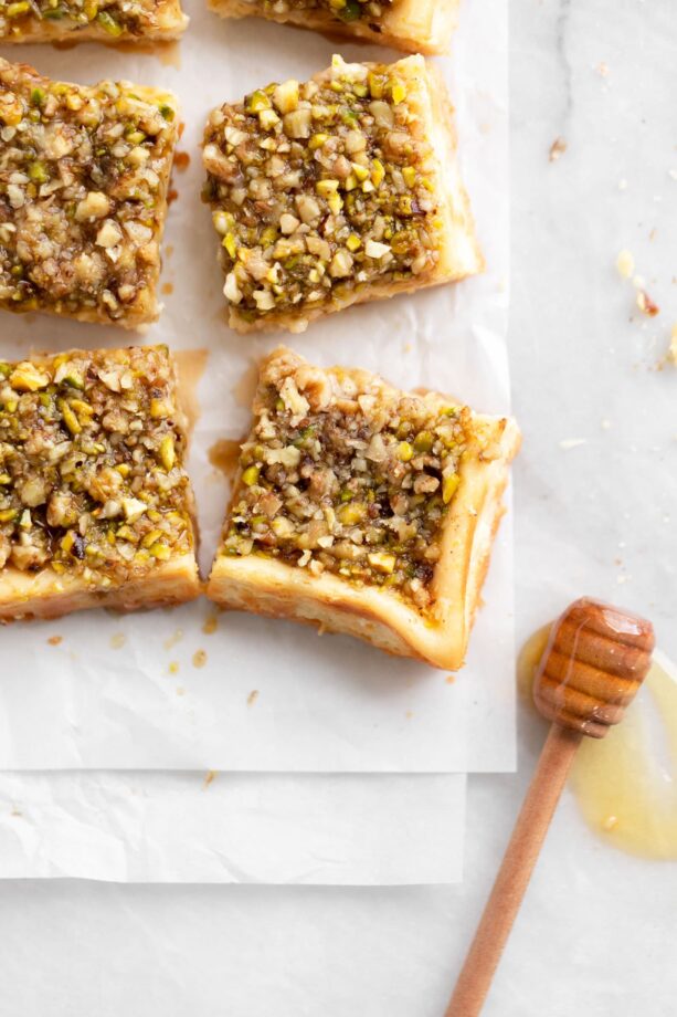 baklava cheesecake bars