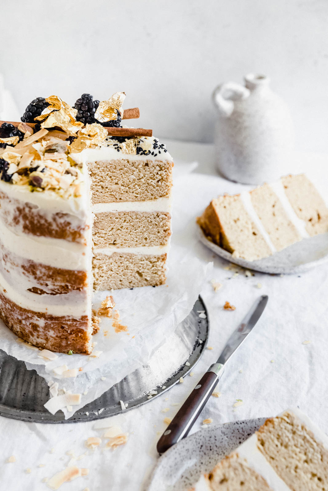 Like chai tea in a cake, this Chai Spice Cake with Vanilla Cream Cheese Frosting is delicately spiced with cinnamon, cardamom, and ginger. YUMMA. 