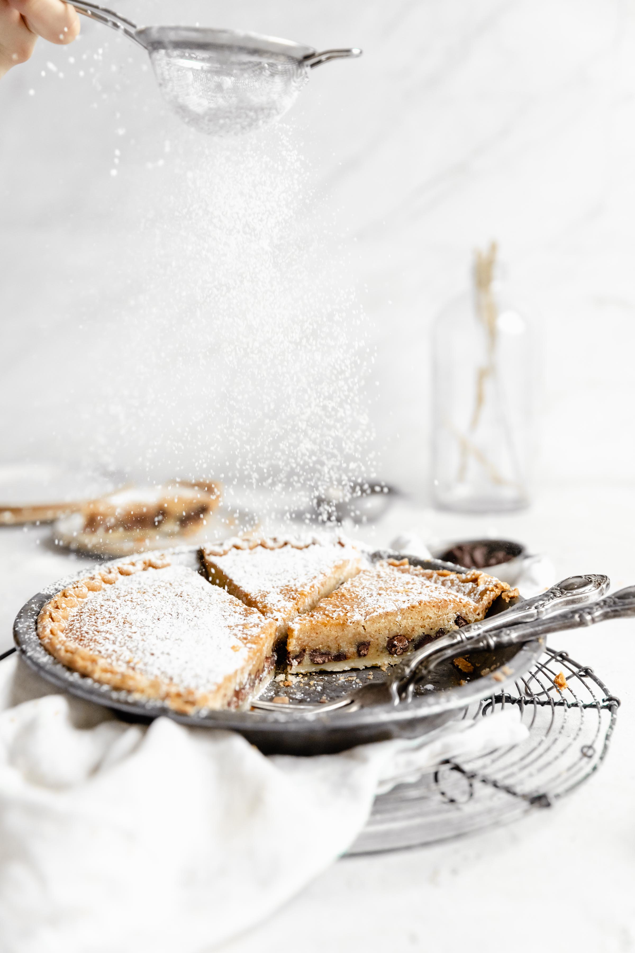 This ooey gooey brown butter chocolate chip cookie pie is perfect for all occasions! 