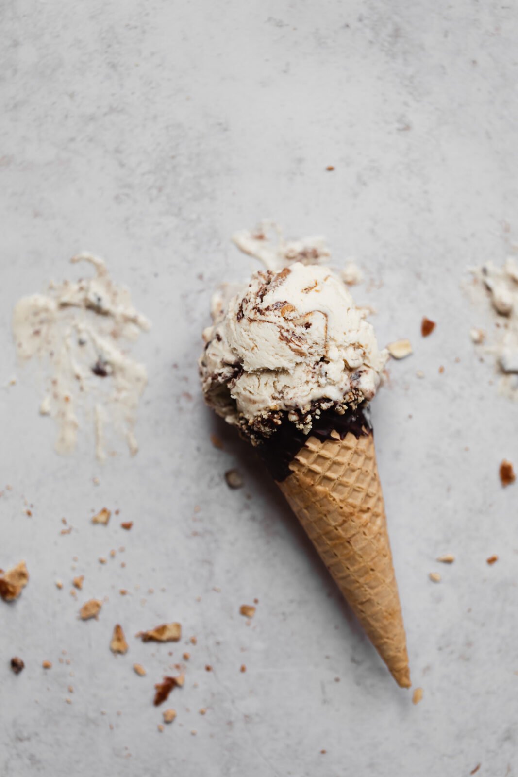 no churn peanut butter pretzel ice cream cone
