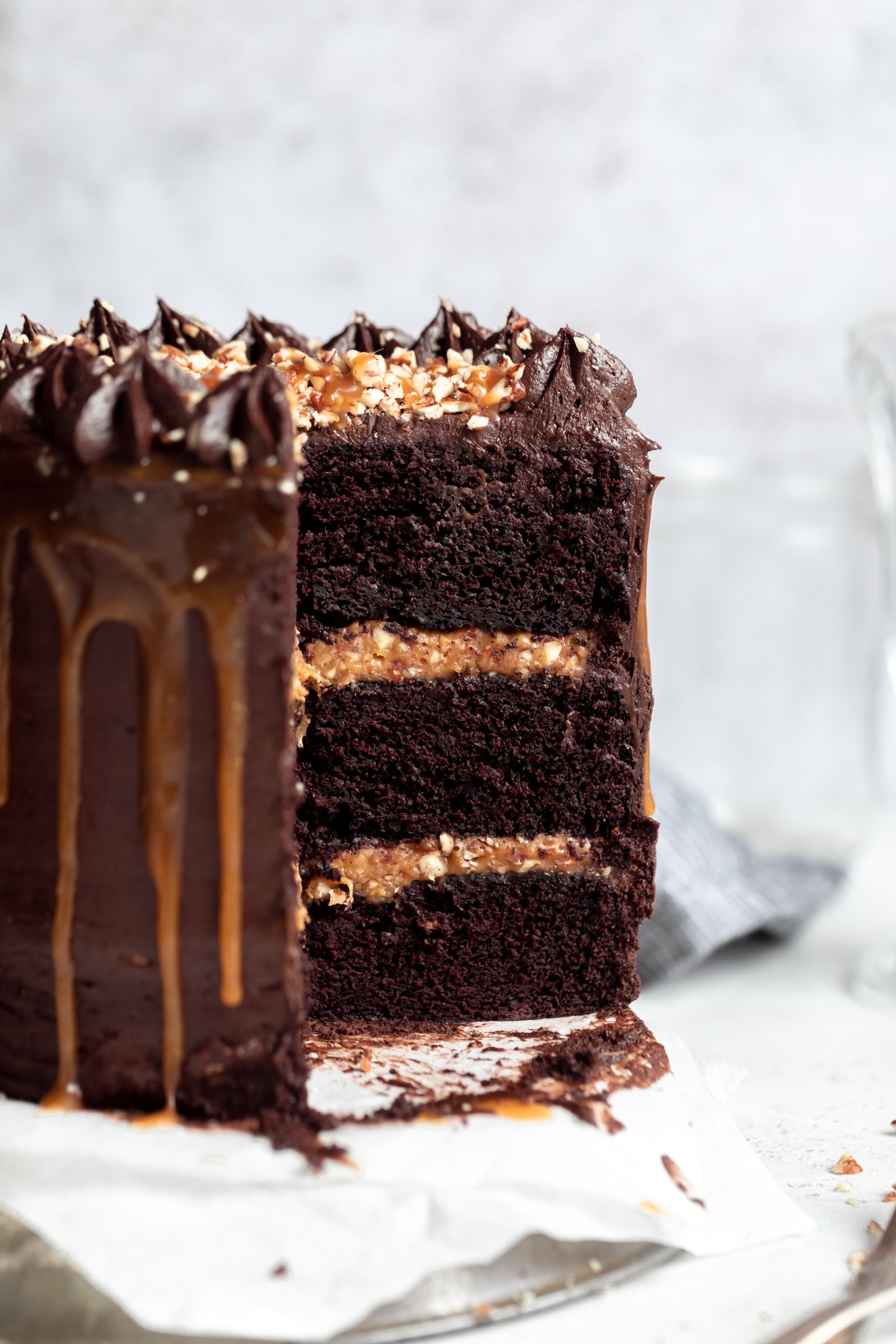 chocolate turtle cake