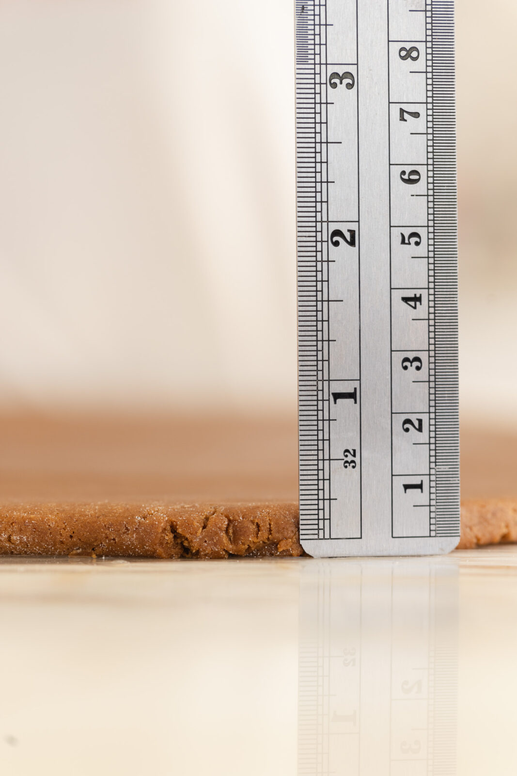 height of gingerbread cookie dough