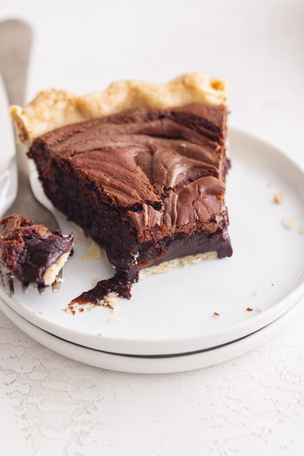 slice of nutella brownie pie