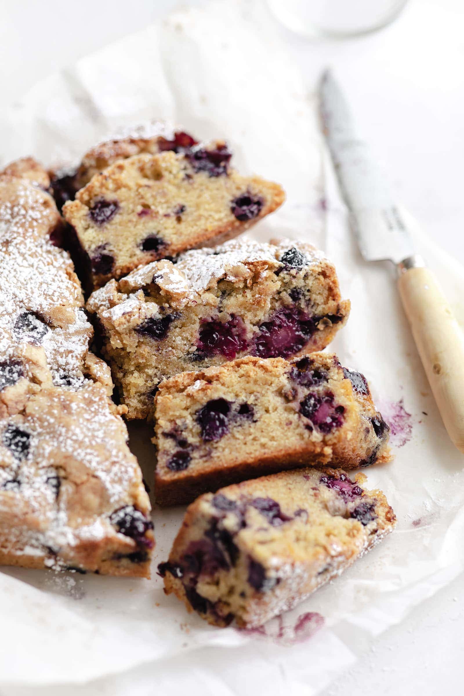 olive cake cut into slices
