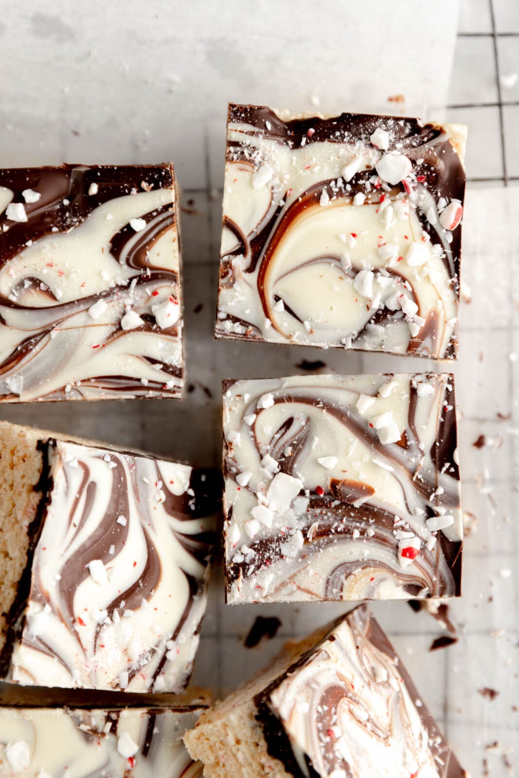 peppermint bark rice krispie treats with crushed up peppermints