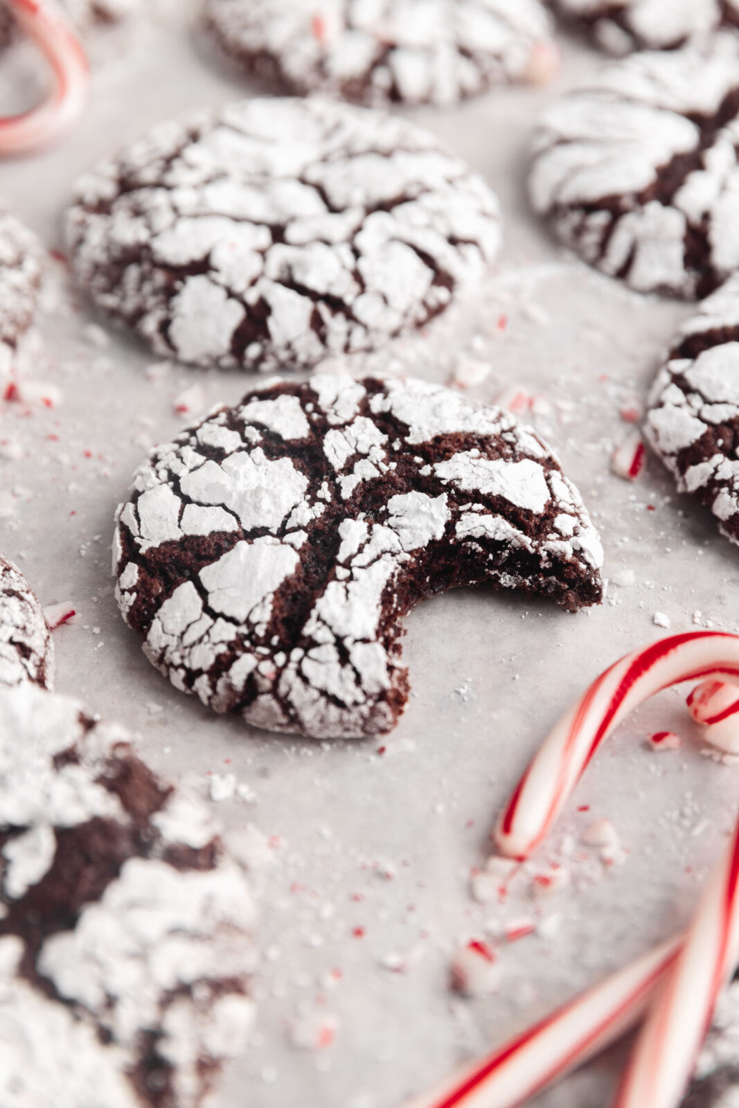 chocolate peppermint crinkle cookies