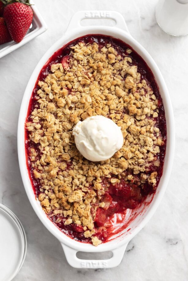 strawberry rhubarb crisp