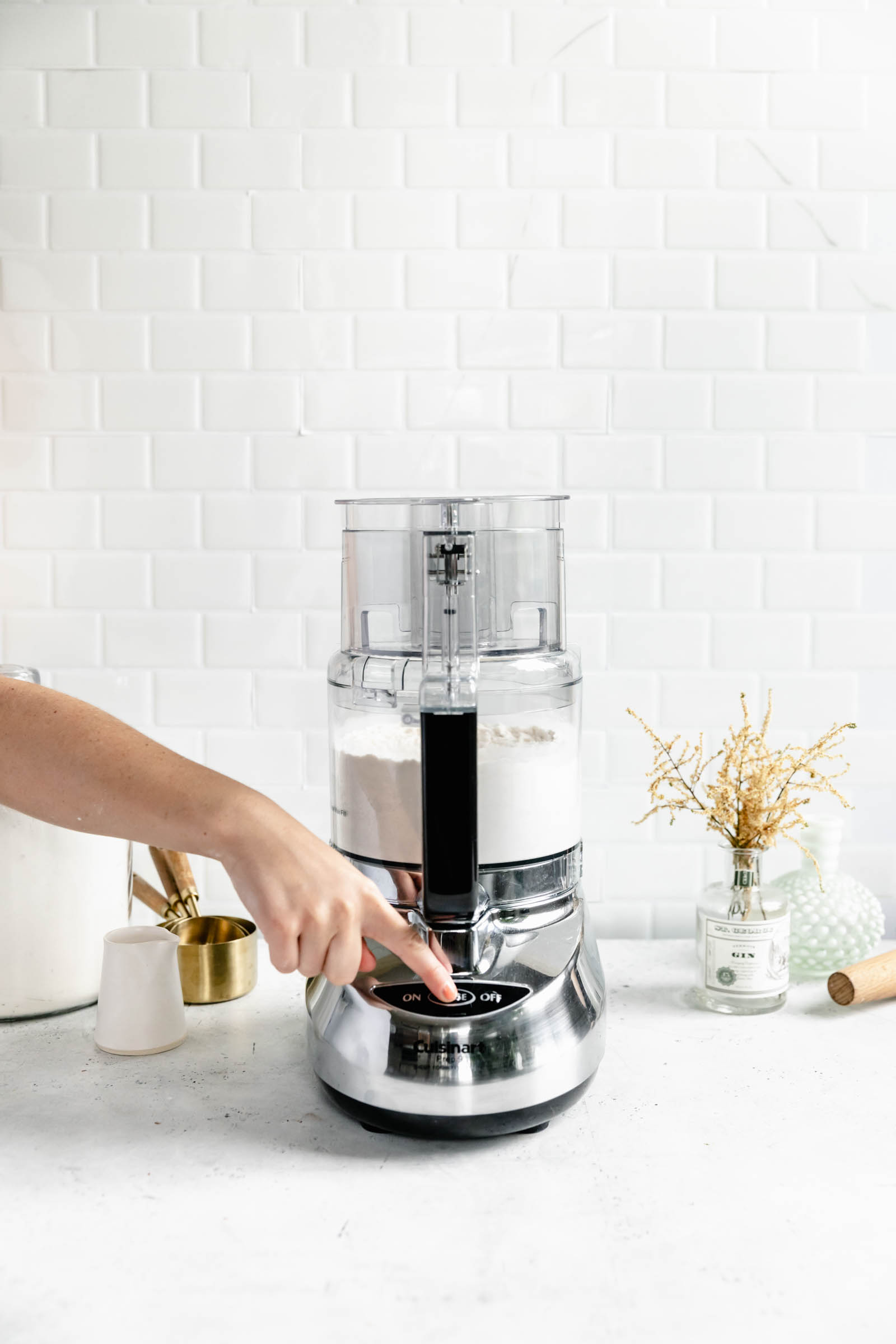 pulse dry ingredients in food processor for pie crust