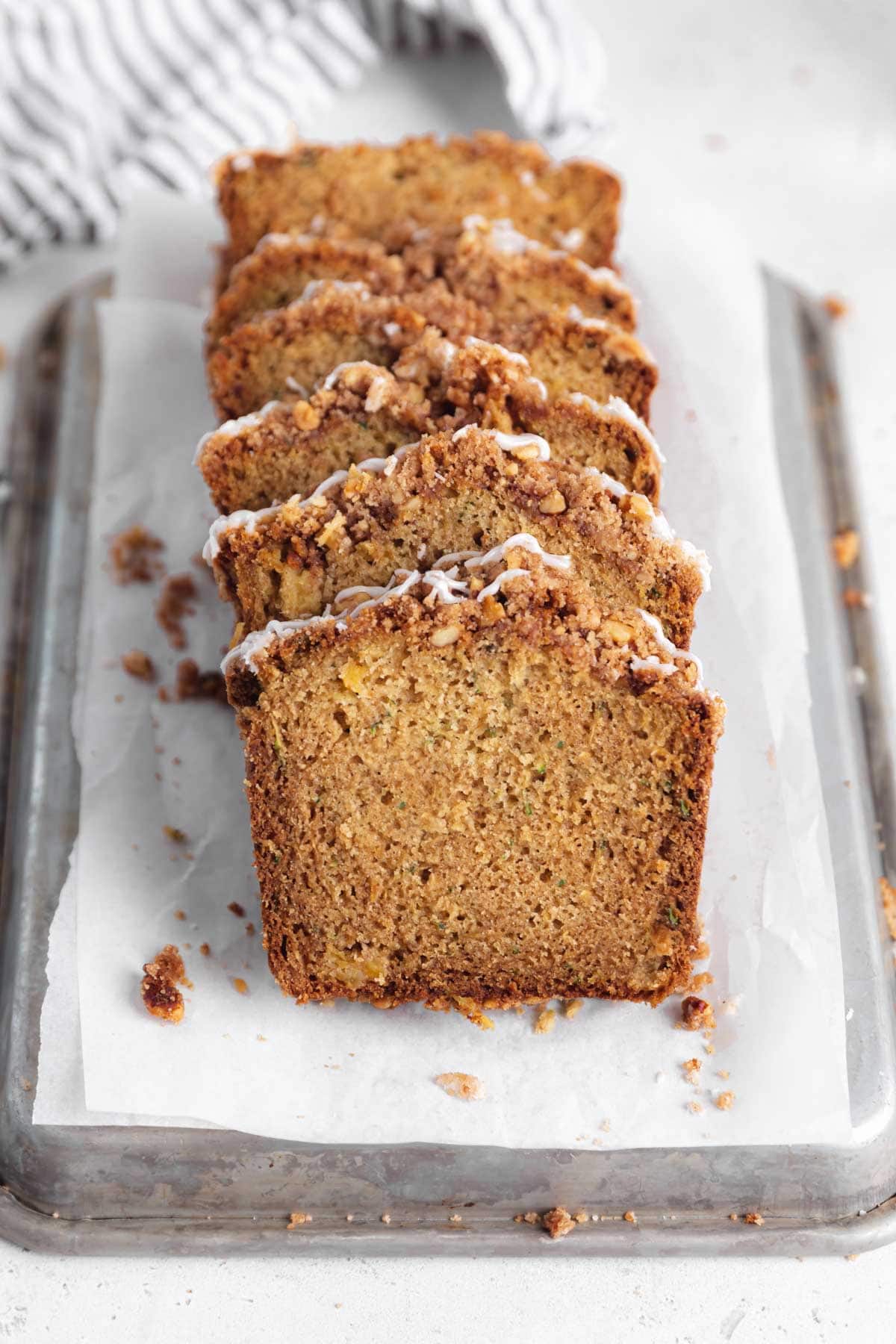 zucchini bread slices